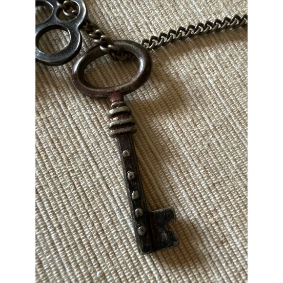 Vintage or Antique?  Skeleton Key Necklace With Metal Chain & Lobster Clasp - Picture 8 of 12
